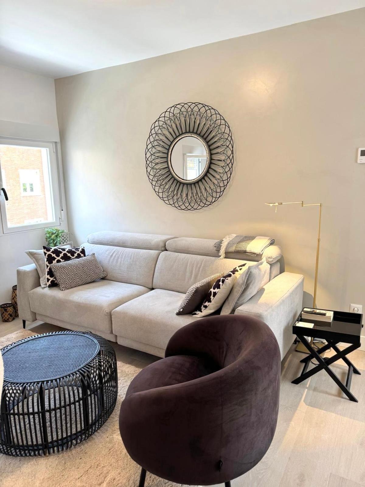 Modern And Comfy Near Bernabeu Sleeps 6 People * Madrid